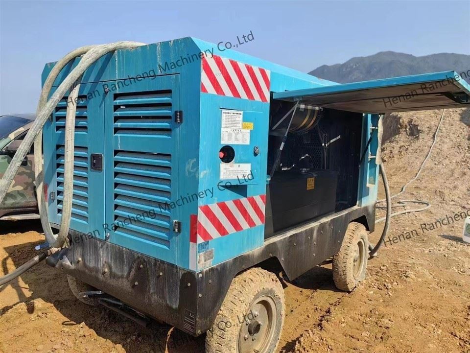 18bar Portable Diesel Screw Air Compressor (2)